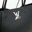 Borsa a spalla Louis Vuitton Lockme pelle nera