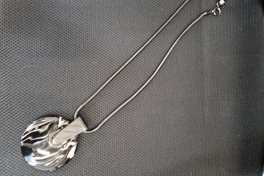 Medaglione Lanvin color argento