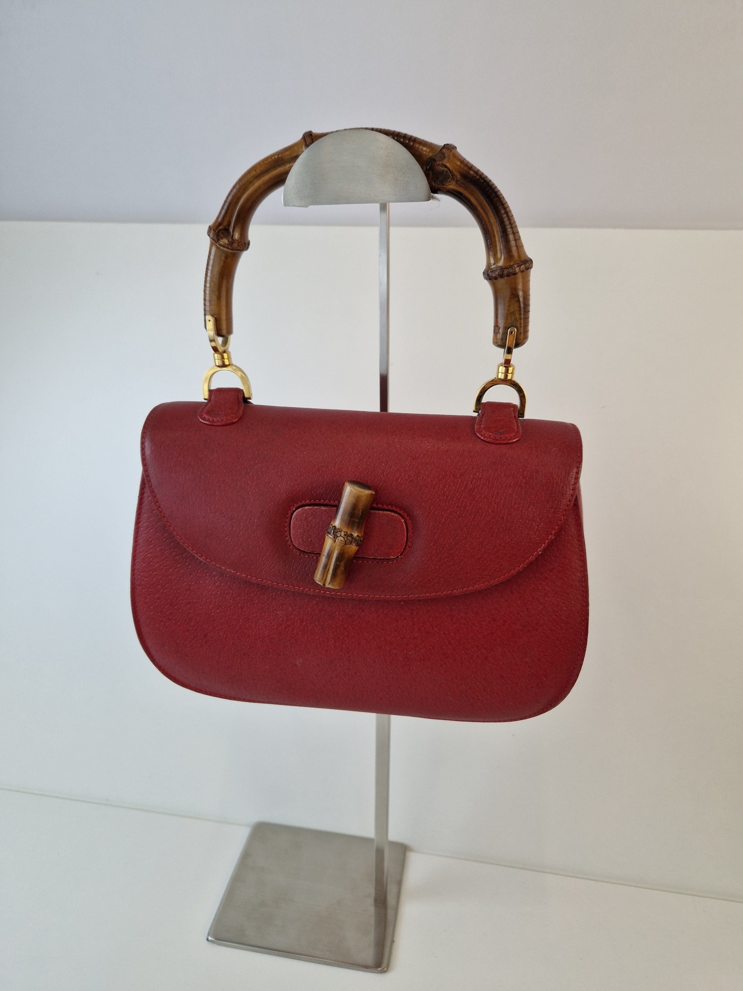 Gucci Handtasche aus rotem Leder „Bamboo 1947“