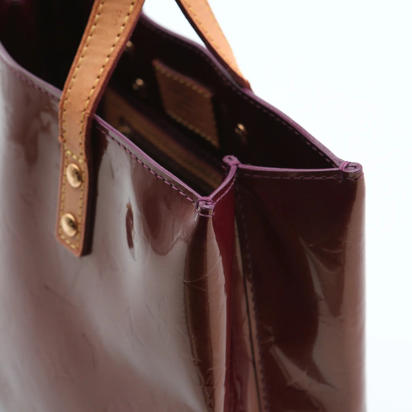 Borsa a mano Louis Vuitton Reade PM Vernis marrone