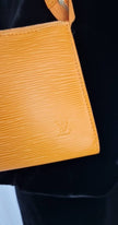 Pochette Louis Vuitton Epi pelle arancione