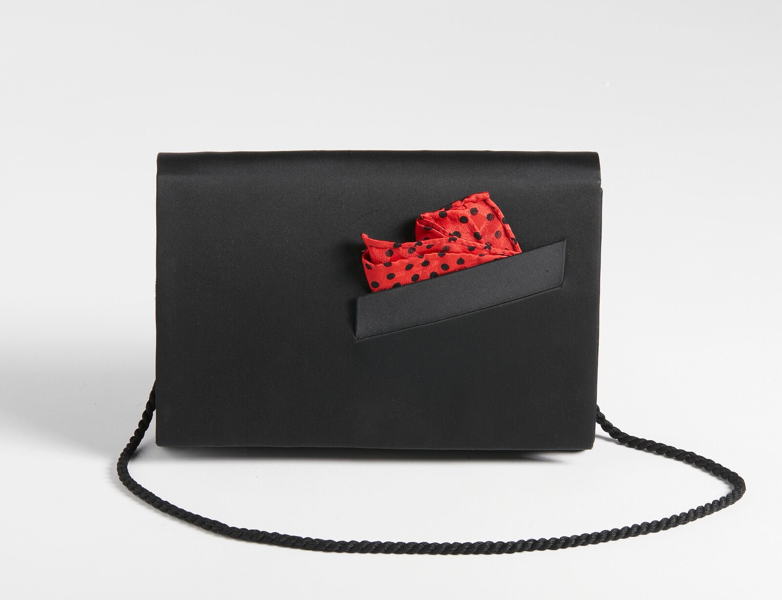 schwarze Satin-Clutch von Christian Dior