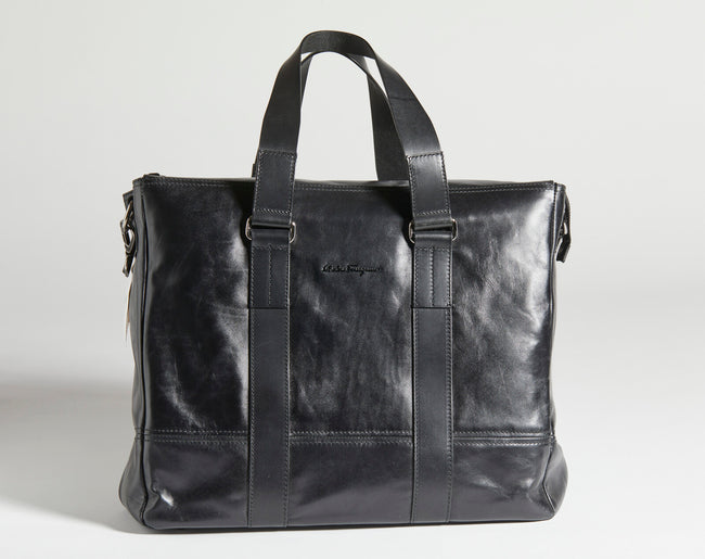 Borsone a tracolla Salvatore Ferragamo nero in pelle