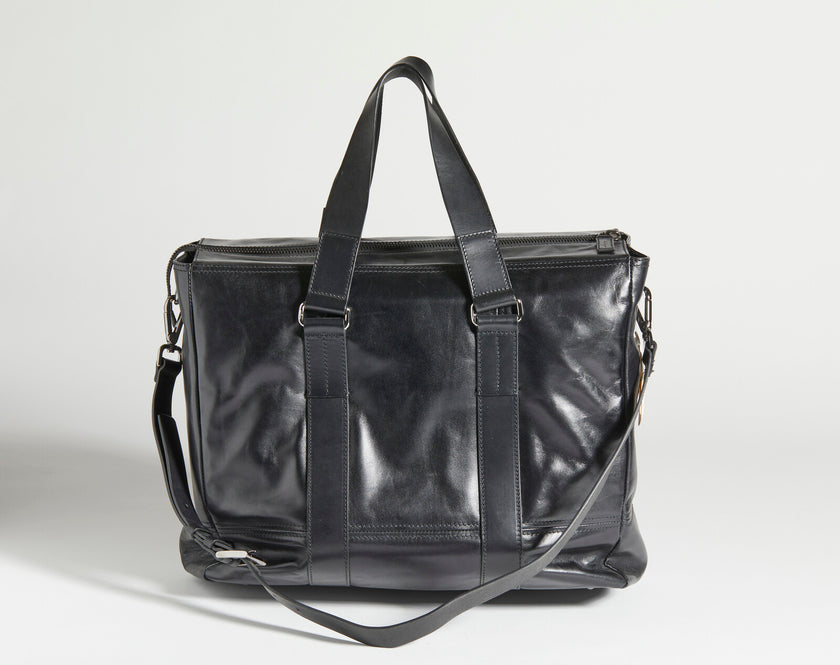 Borsone a tracolla Salvatore Ferragamo nero in pelle