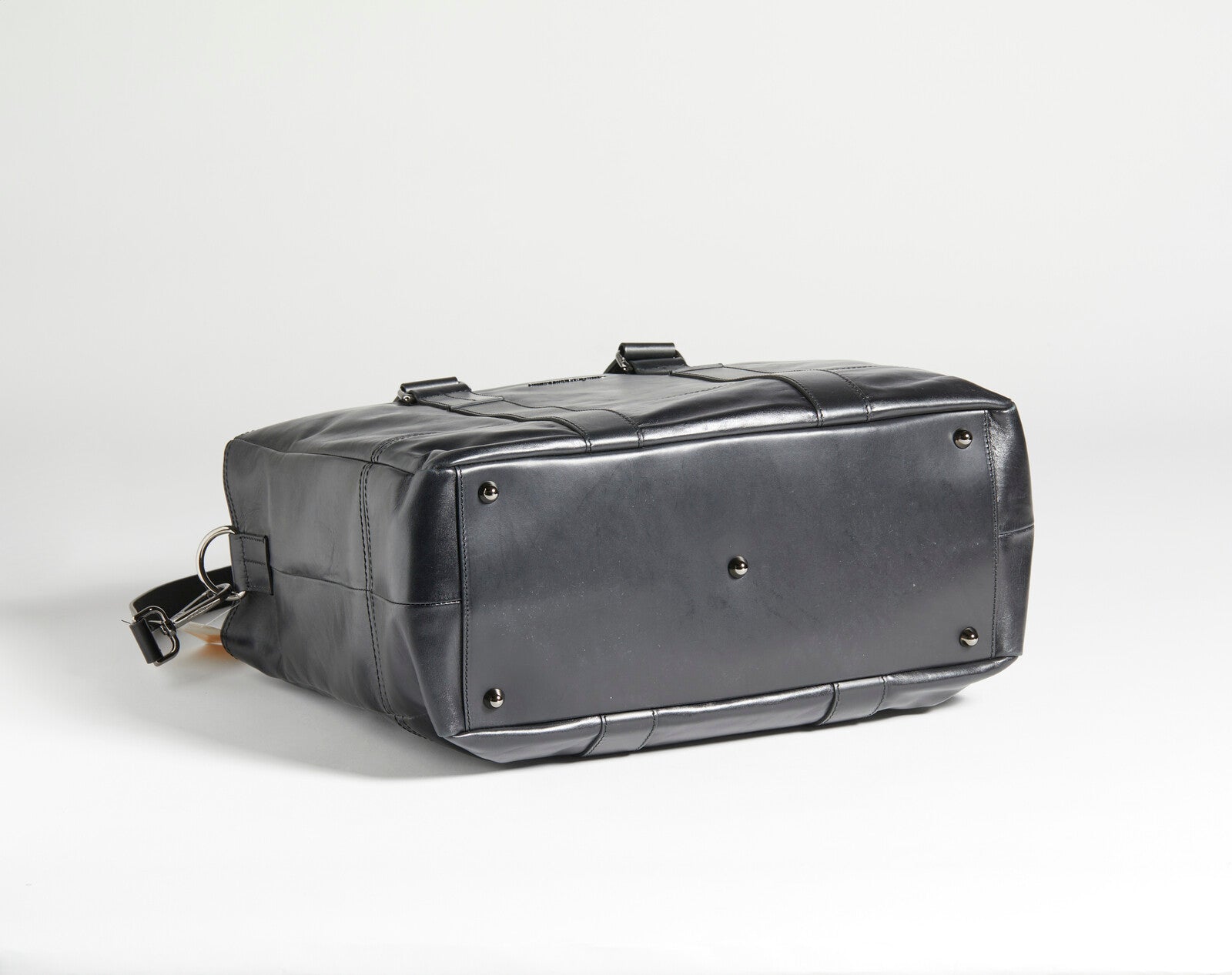 Borsone a tracolla Salvatore Ferragamo nero in pelle