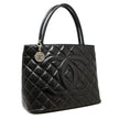Borsa a mano Chanel Medaillon pelle Caviar nera martellata