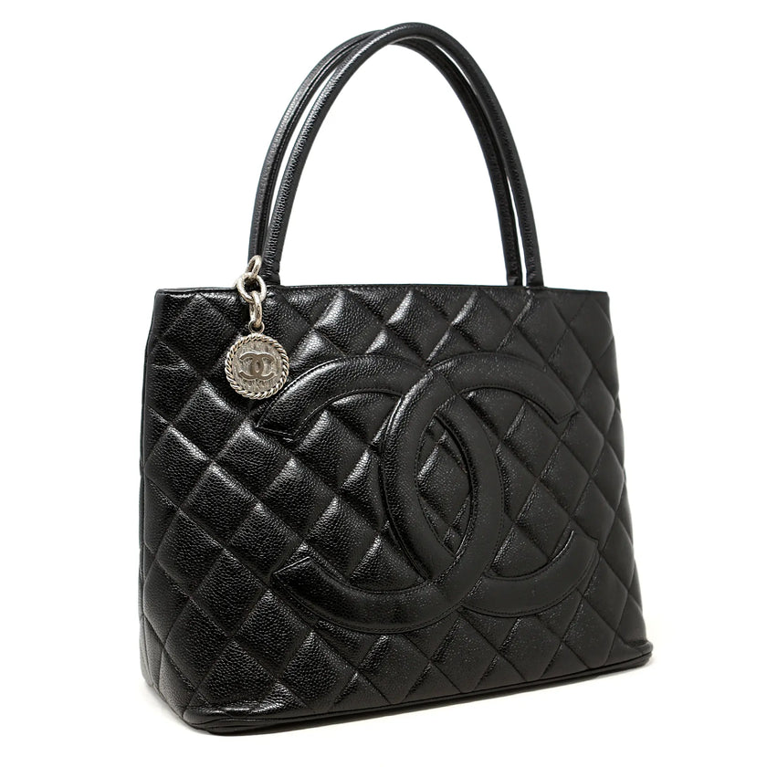 Borsa a mano Chanel Medaillon pelle Caviar nera martellata