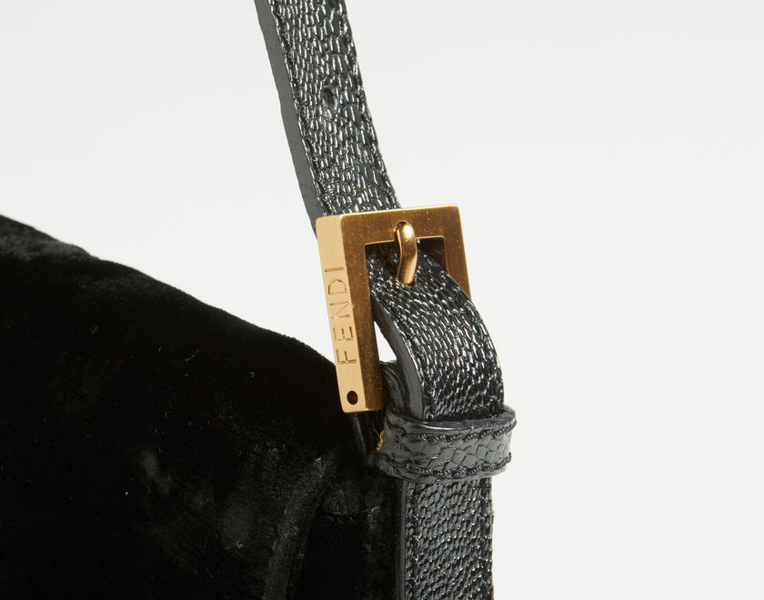 Borsa a spalla Fendi Black Velvet Baguette