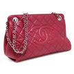 Borsa a mano Chanel Wallet Tote Caviar pelle rossa trapuntata