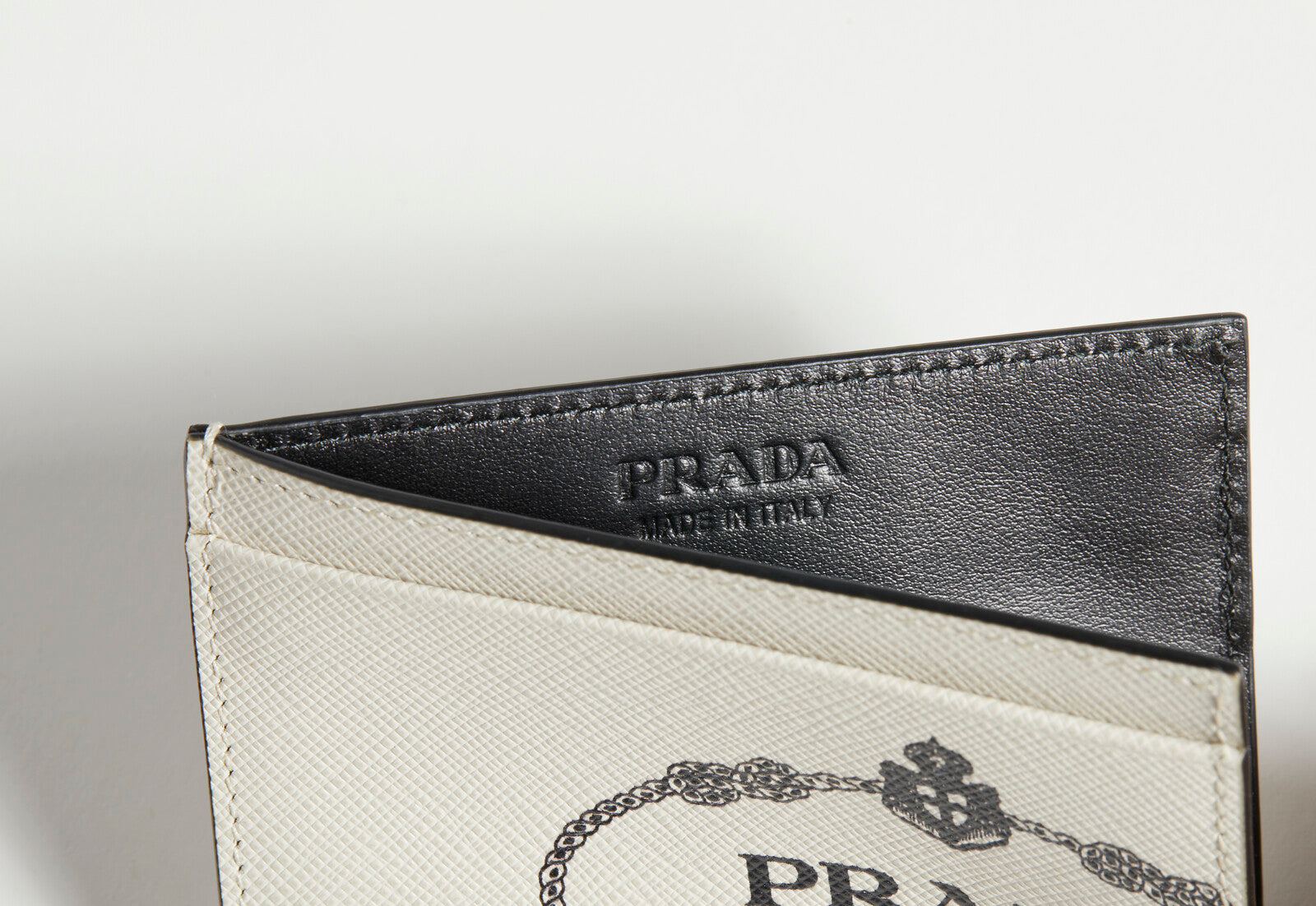 Portacarte Prada bianco e nero