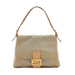 Fendi „Mama Baguette“ Schultertasche in Goldbeige