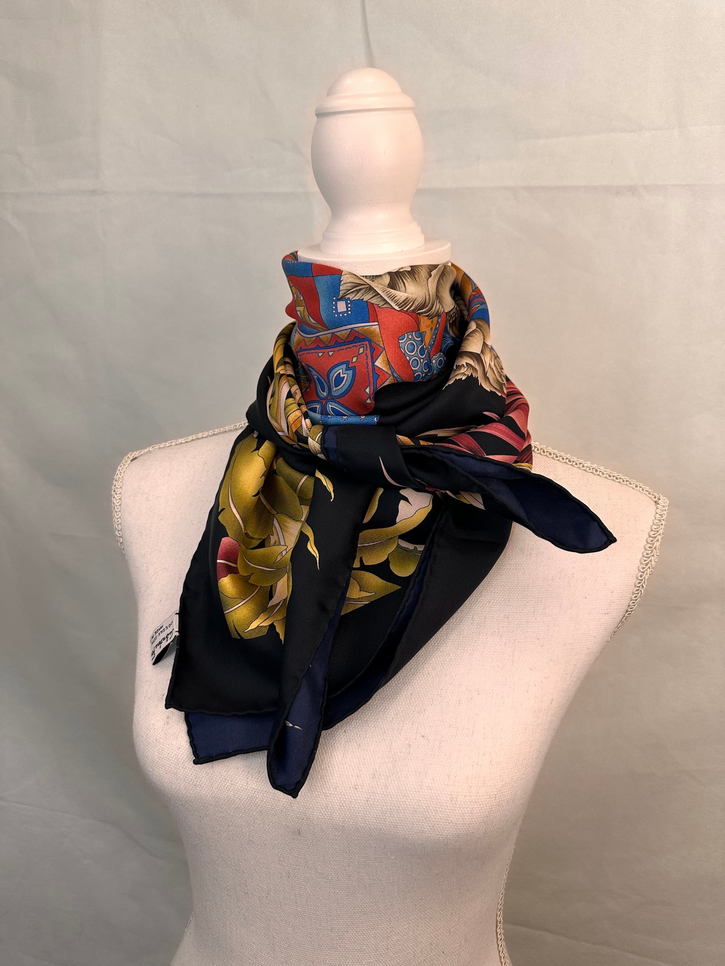 Foulard Salvatore Ferragamo seta