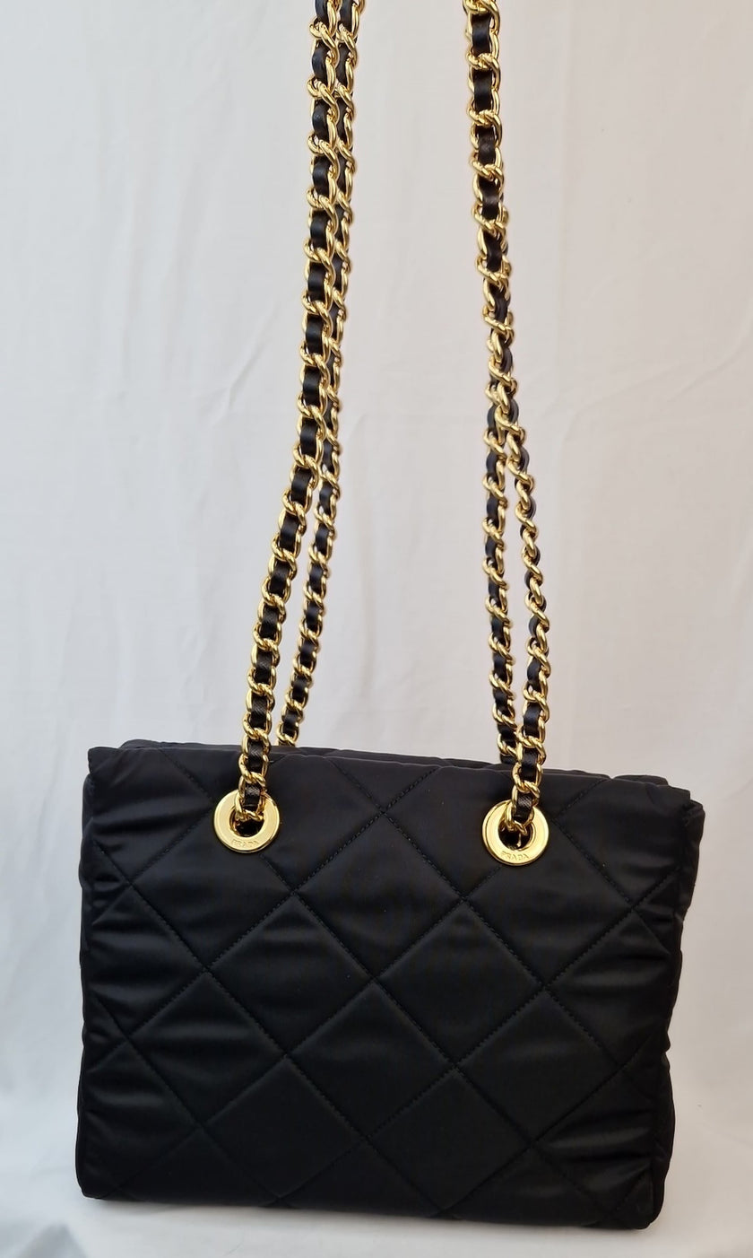 Borsa a tracolla Prada nylon nera