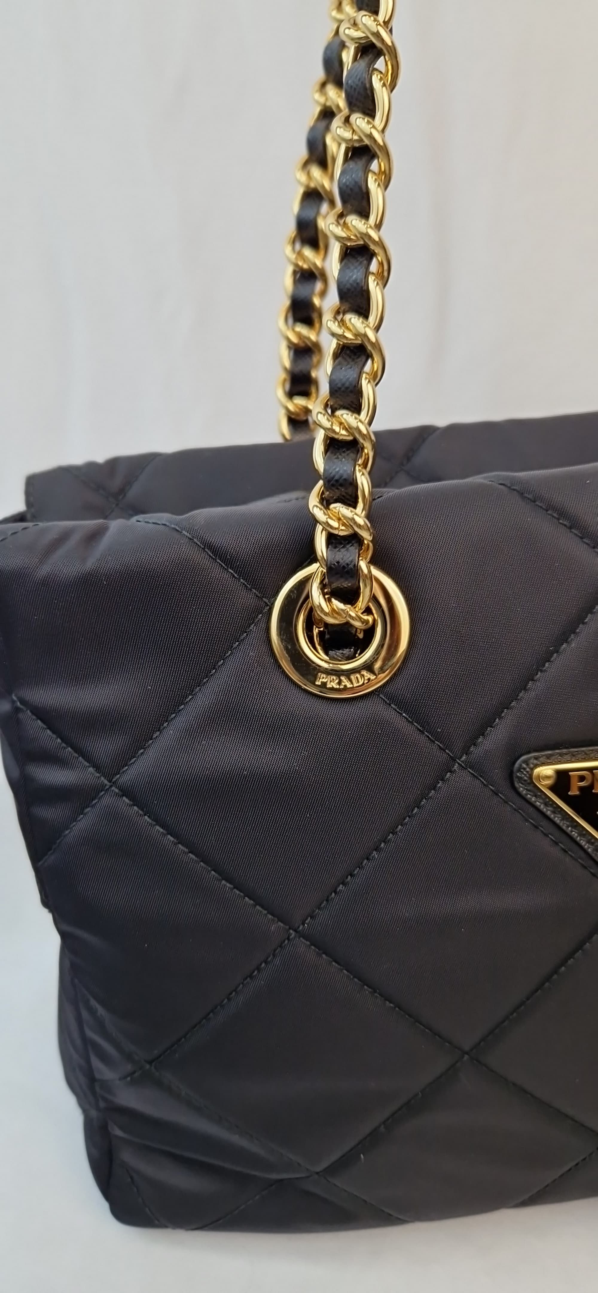 Borsa a tracolla Prada nylon nera