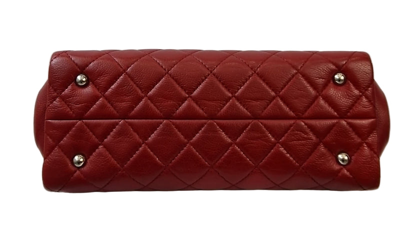 Borsa a mano Chanel Wallet Tote Caviar pelle rossa trapuntata