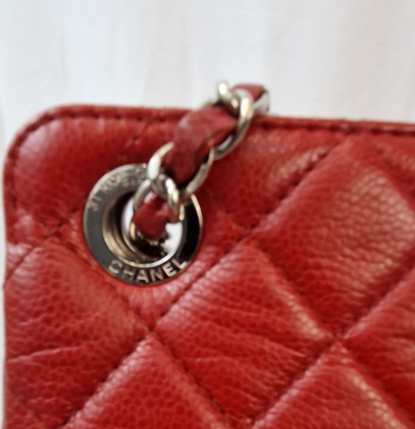 Borsa a mano Chanel Wallet Tote Caviar pelle rossa trapuntata