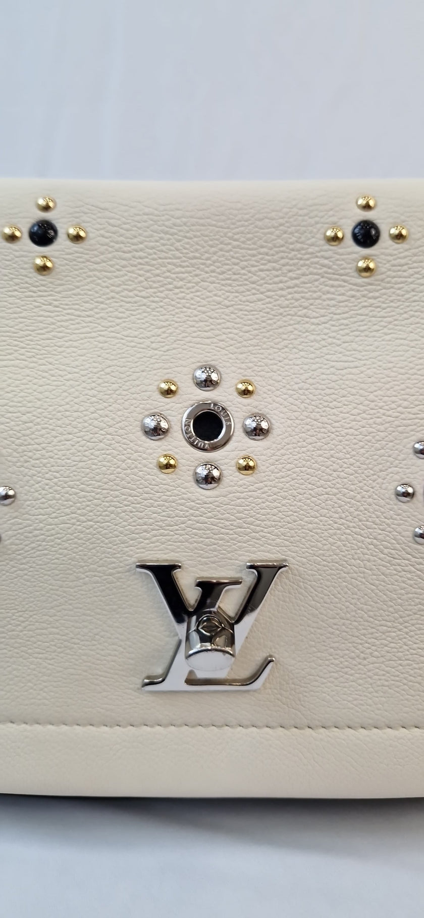 Borsa a mano Louis Vuitton Lockme avorio