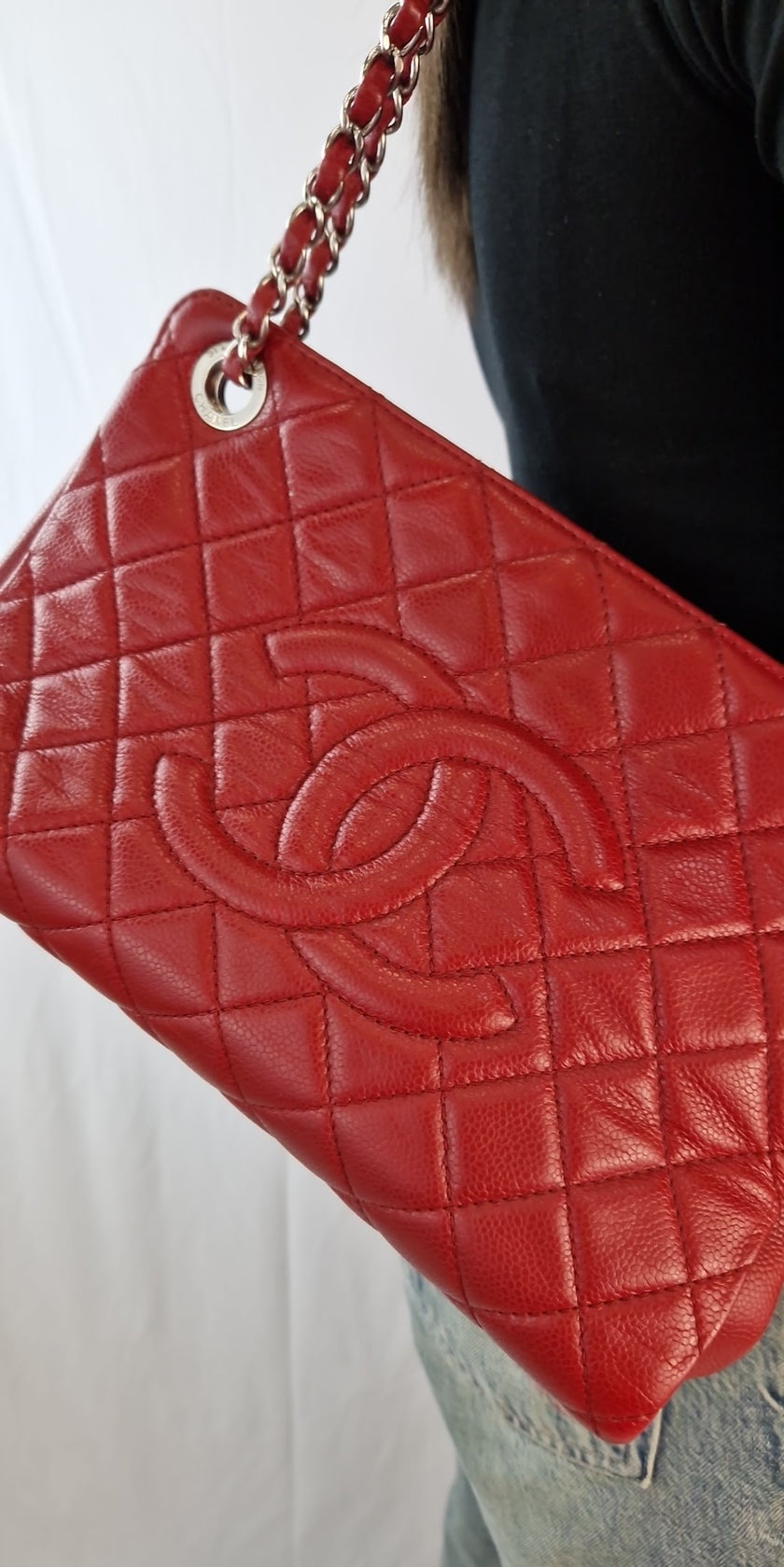 Chanel red shoulder bag