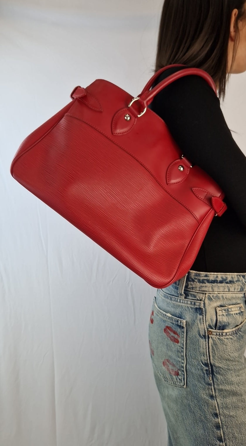 Louis Vuitton Passy PM Handbag in Red Epi Leather