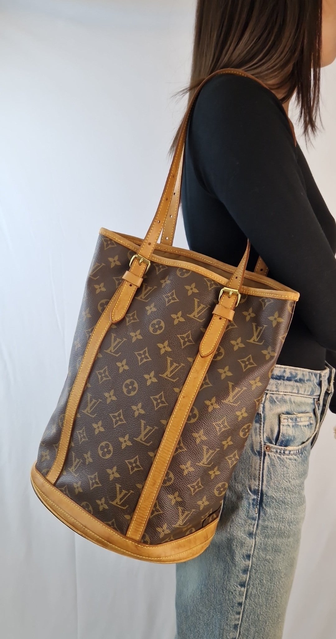 Borsa a spalla Louis Vuitton, petit bucket GM