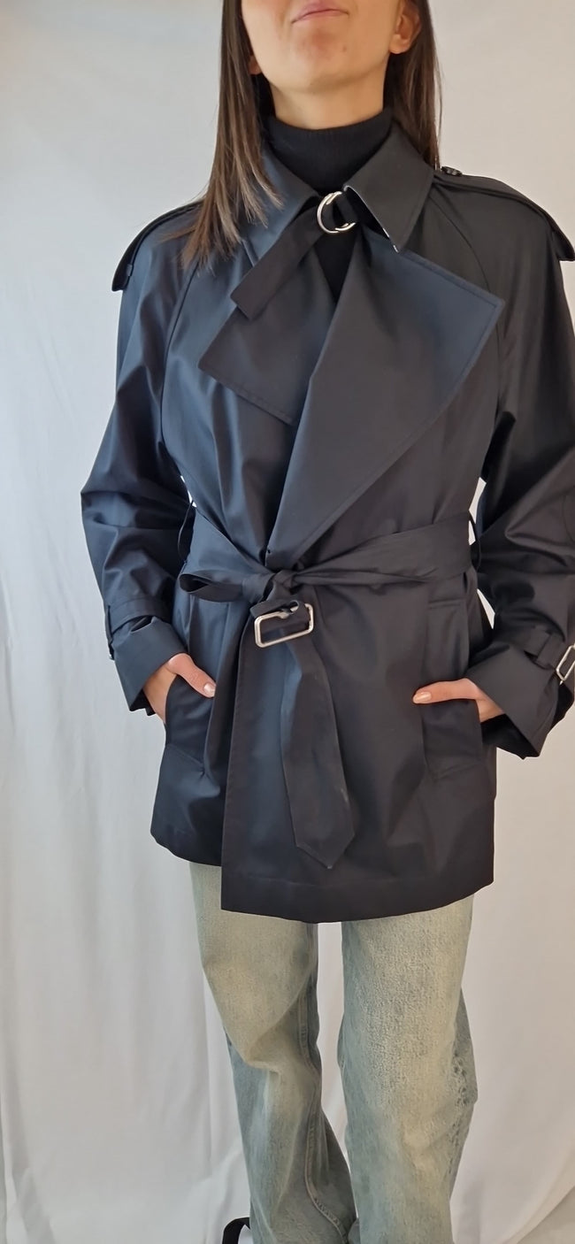 Trench Burberry Short Kensington Heritage Trench Coat nero