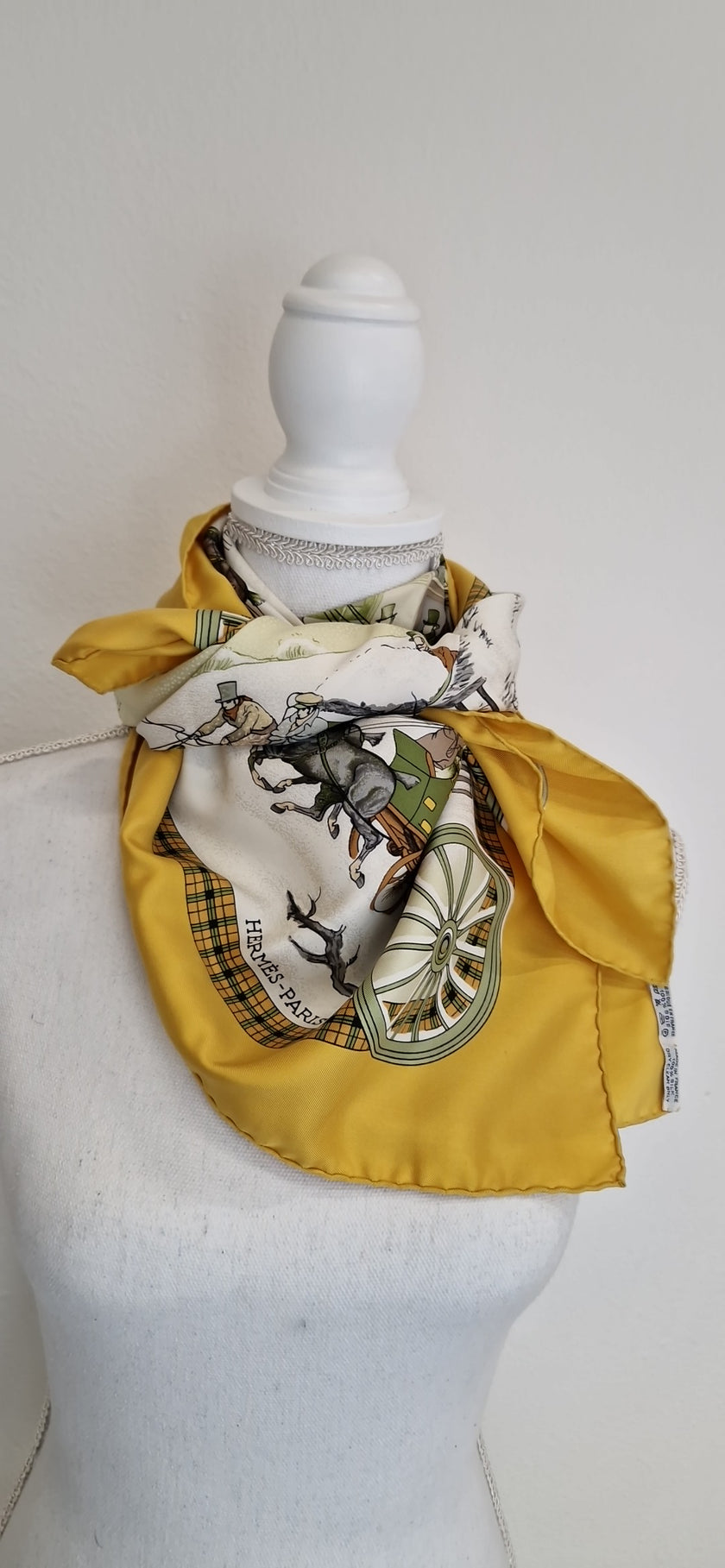Hermès scarf 