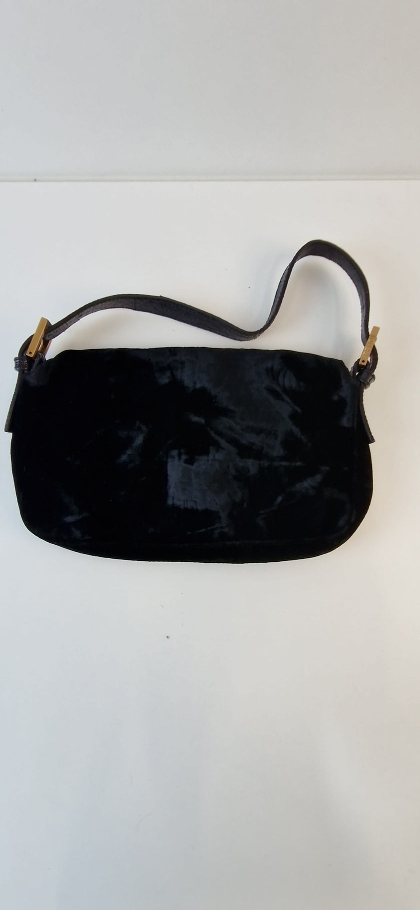 Fendi Schwarze Samt-Baguette-Schultertasche