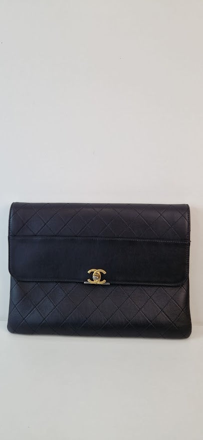 Pochette Chanel  Cc  Logo  Clutch  nera
