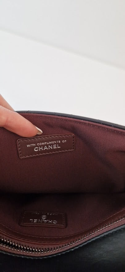 Chanel CC Logo Clutch in Schwarz