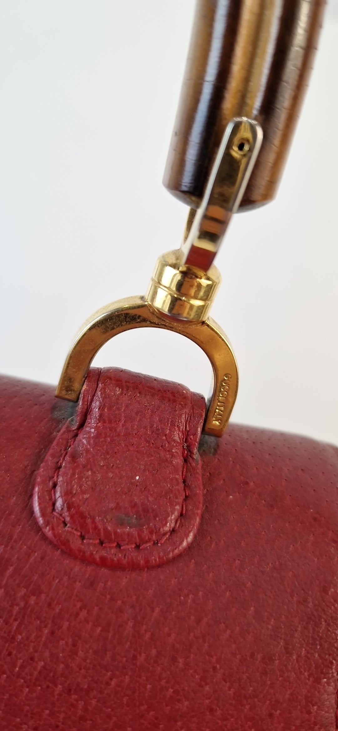 Gucci Handtasche aus rotem Leder „Bamboo 1947“