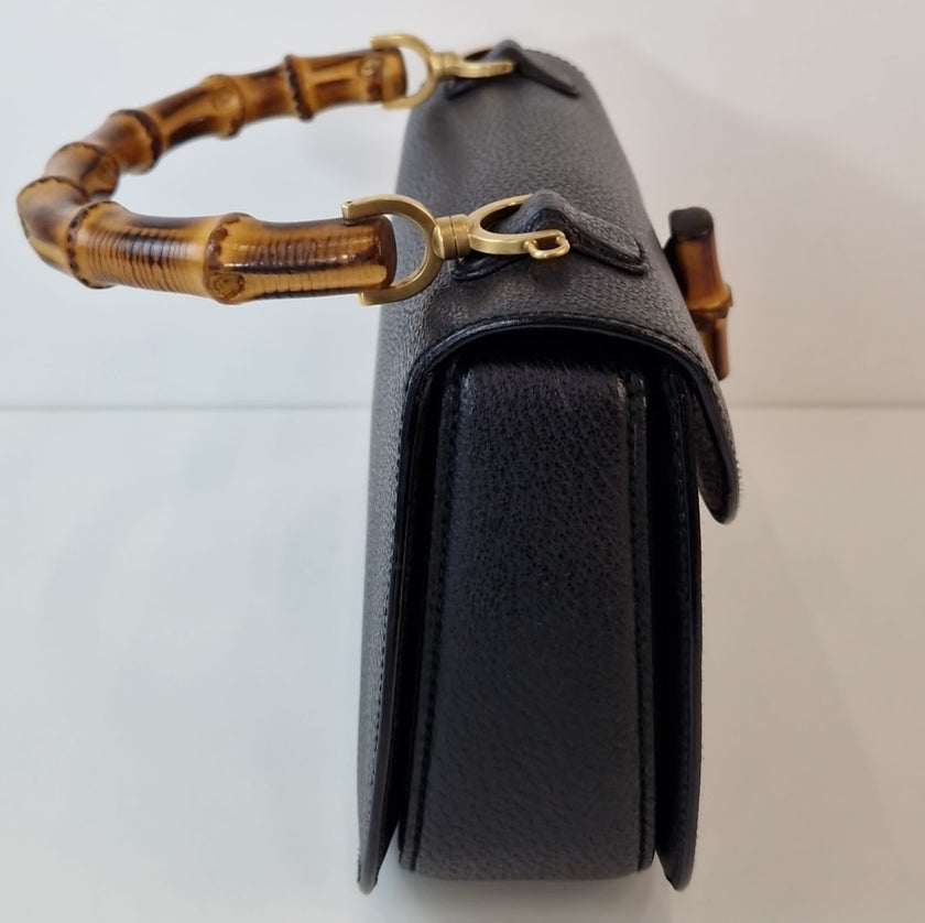 Gucci „Bamboo 1947“ kleine schwarze Lederhandtasche