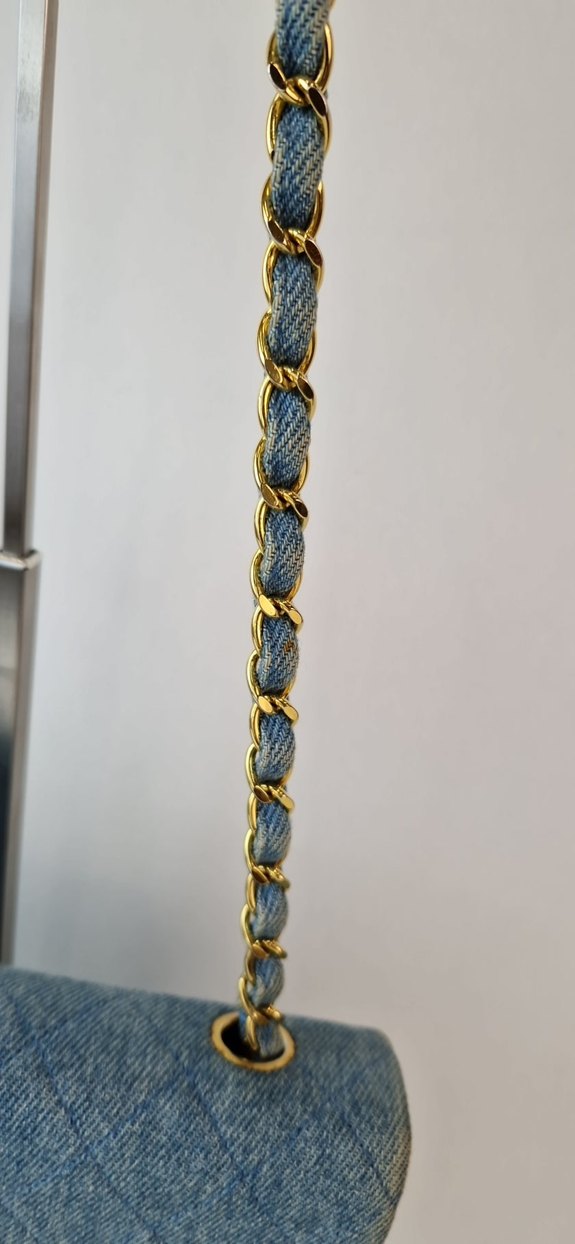 Chanel „Quilted Full Flap“ Denim-Schultertasche