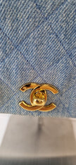 Chanel „Quilted Full Flap“ Denim-Schultertasche