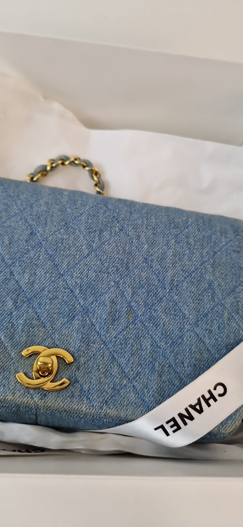 Chanel „Quilted Full Flap“ Denim-Schultertasche