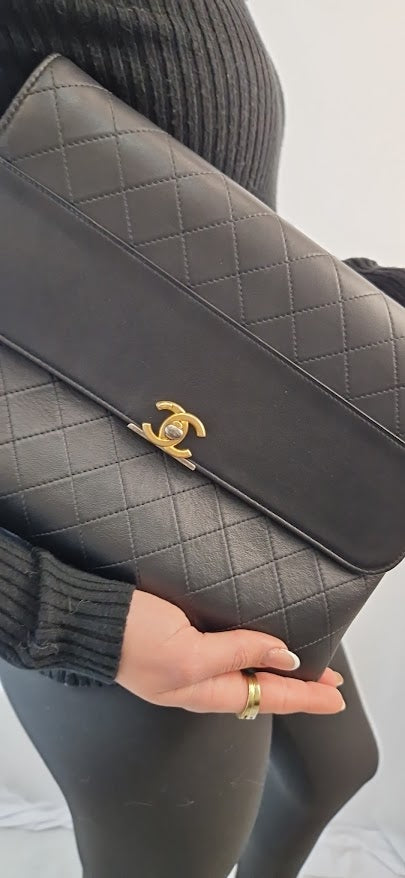 Pochette Chanel  Cc  Logo  Clutch  nera