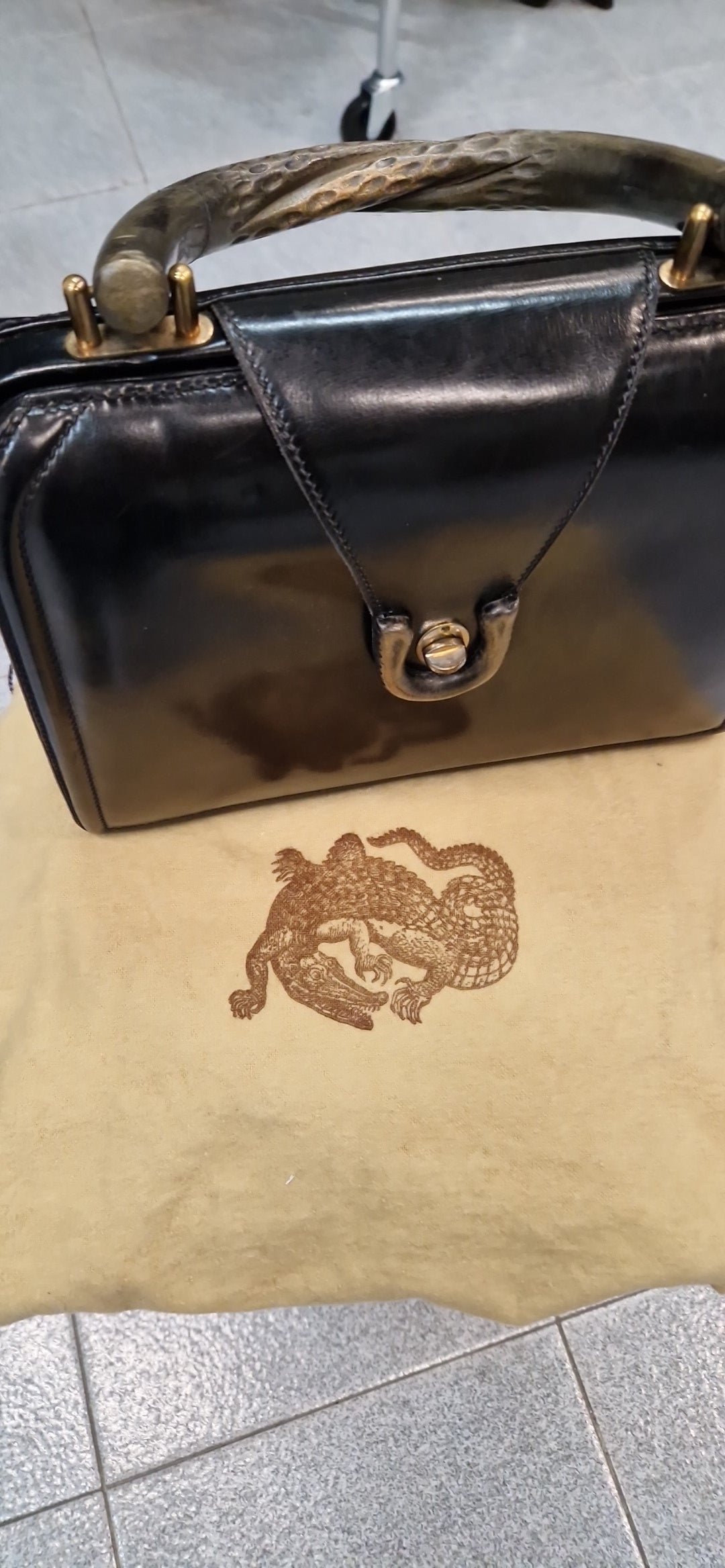 Gucci-Handtasche mit Griffen in Bambusoptik