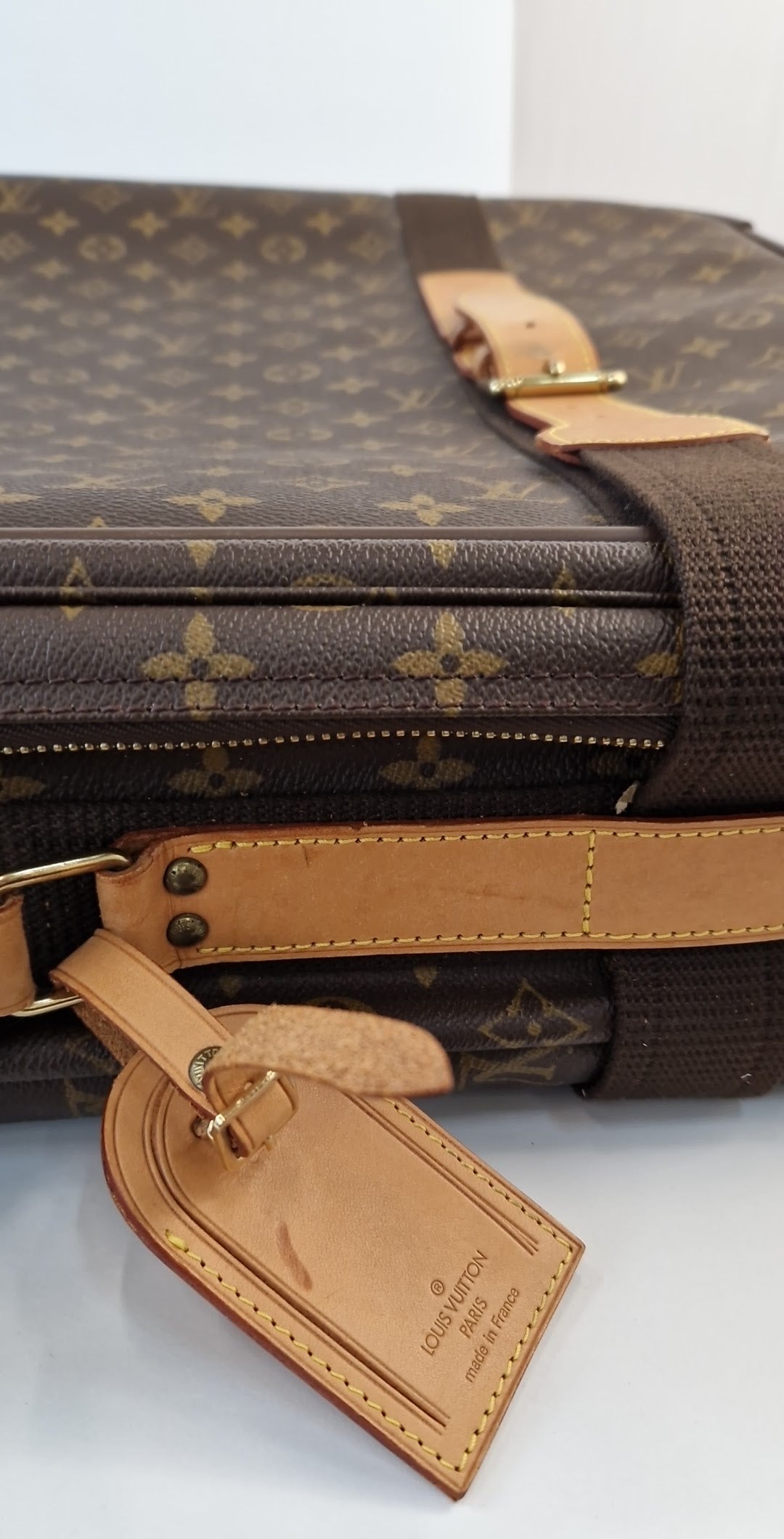 Louis Vuitton Sirius 65 Vintage Suitcase